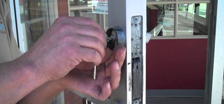 commercial door lock repair Laguna Niguel
